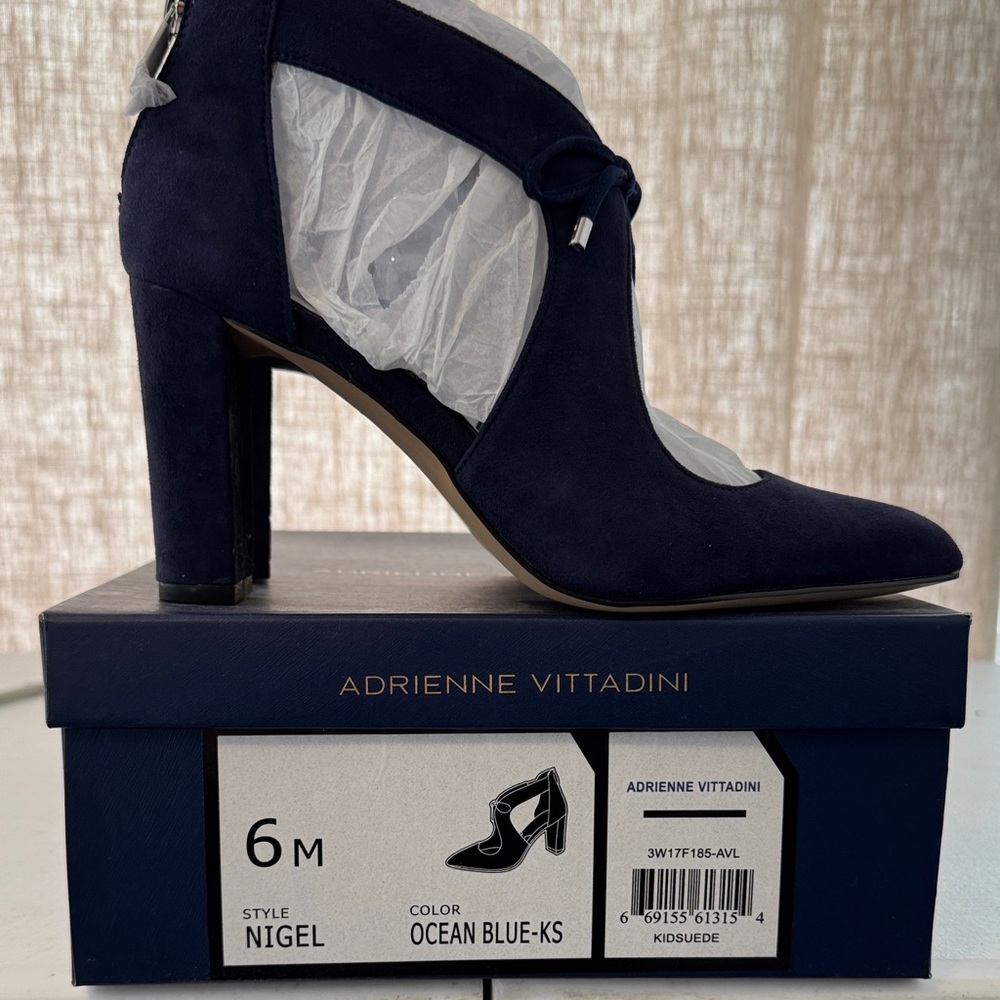 Adrienne Vittadini Dark Blue Suede Heels